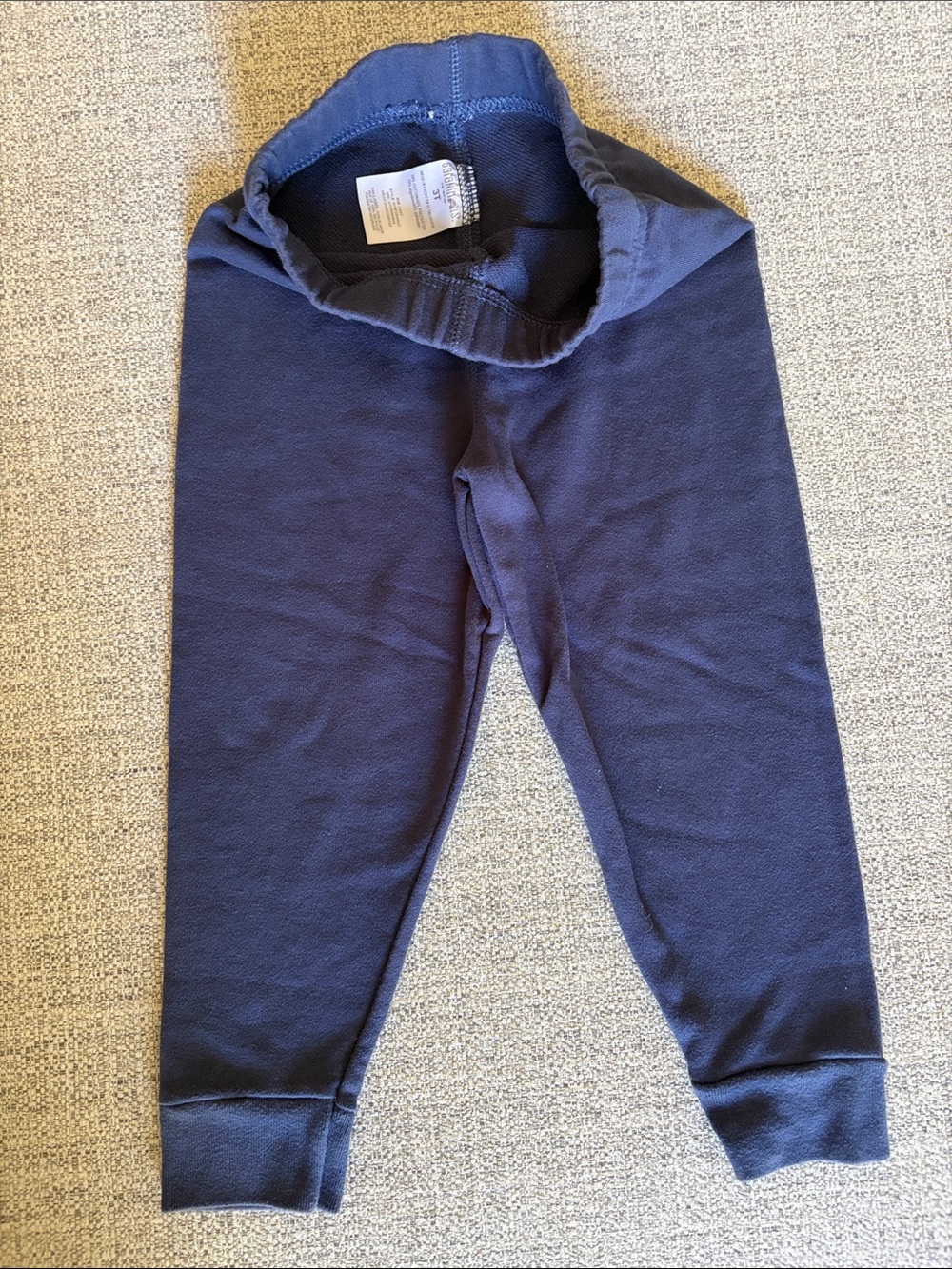3T boys fall/winter lot of 7 pieces. Cute and fun prints and colors. - Picture 8 of 16